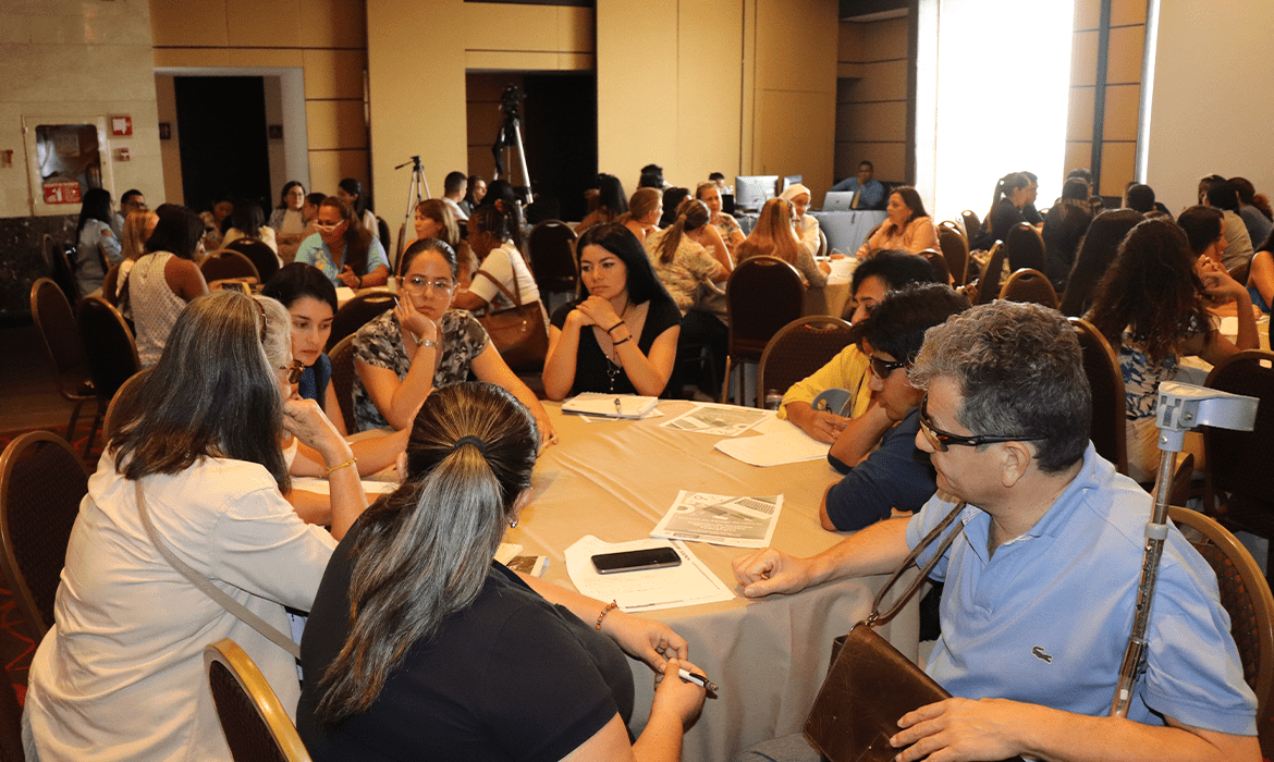 Asistentes al evento de Historia de inclusión desde la práctica pedagógica en Cali